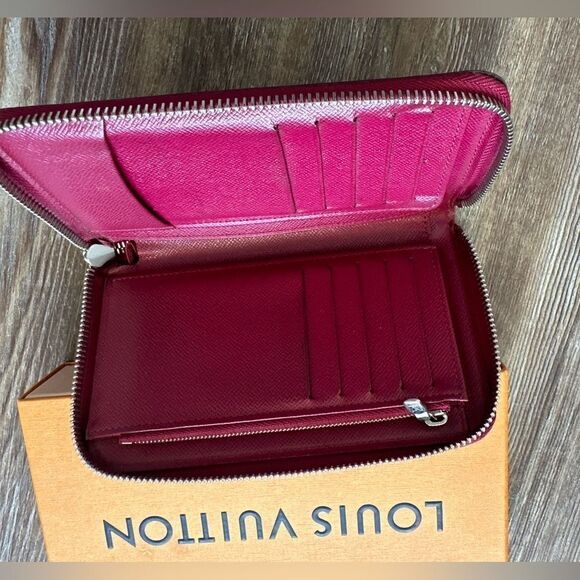 Louis Vuitton Handbags - Louis Vuitton Epi leather wallet